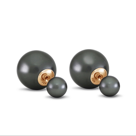 14K. Solid Gold Black Shell Pearls STUD EARRINGS - Picture 3 of 3